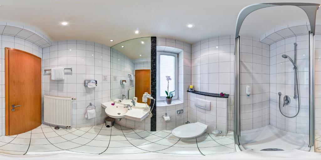 Hotel Graf Lehndorff Zur Messe Мюнхен Екстериор снимка